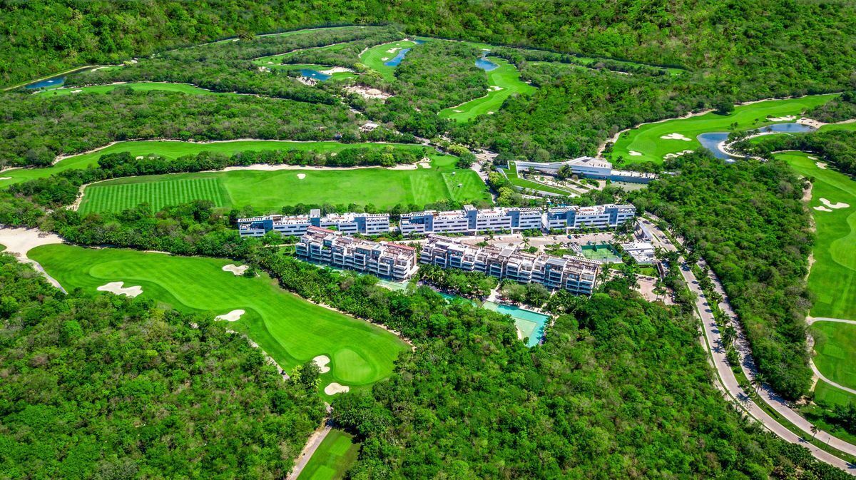 Lorena Ochoa Gran Coyote Condos at Playa del Carmen