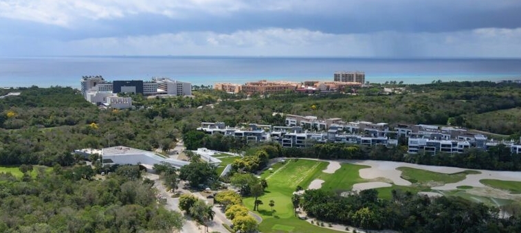 Lorena Ochoa Gran Coyote Golf Course Condos at Playa del Carmen