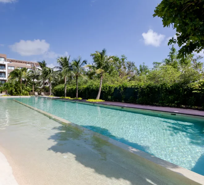 Corasol Condos | Nick Price Vacation Rentals in Playa del Carmen - Pool